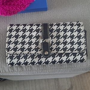 Black and white Wallet